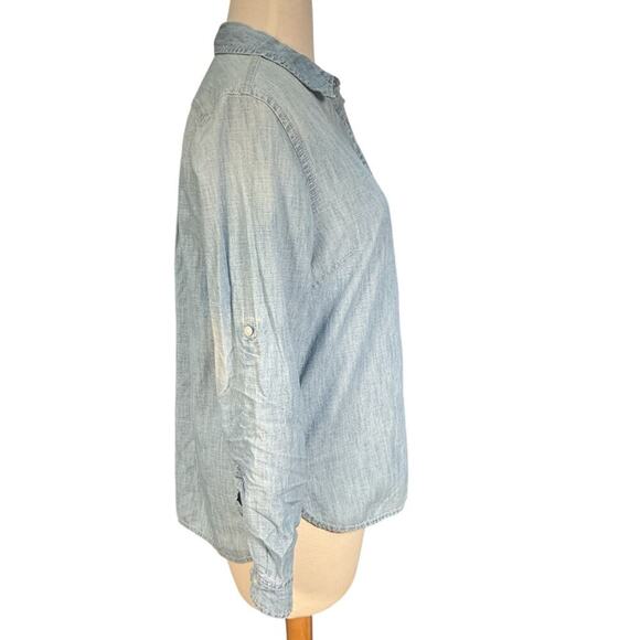 GAP Light Blue Denim 1/2Button Down Long Sleeve Size Small Boyfriend 100% Cotton - Picture 3 of 9